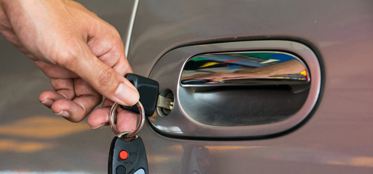Car door lock repair in Lake Los Angeles